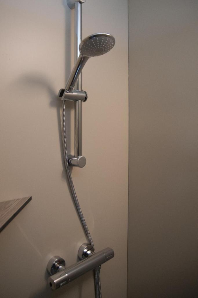 Groepsaccommodatie Kom In De Bedstee Sprookje ウィンタースウェイク エクステリア 写真